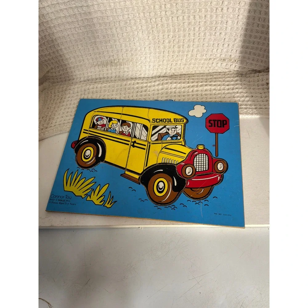 Vintage Kids Connor Toy School Bus Wooden Tray Puzzle 11 Piece Yellow